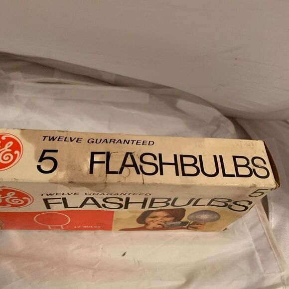 GE General Electric #5 Flashbulbs Box Of 12 New Old Stock - Picture 6 of 8